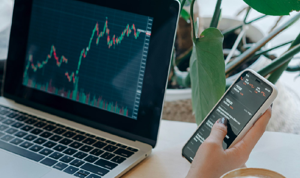 How Do Rappers Earn? What Are Rappers' Income Streams?