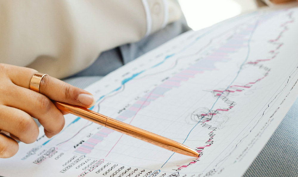 Roth IRA or 401(k): Which Investment is Right for You?