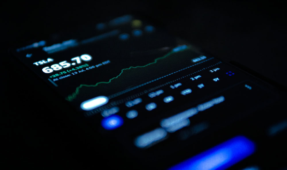 How Does NerdWallet Generate Revenue? & What Are Its Profit Streams?
