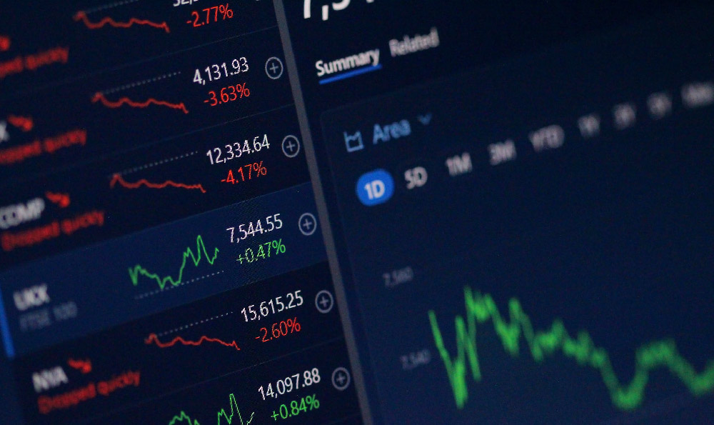 Is an ETF a wise investment? What factors should you consider?