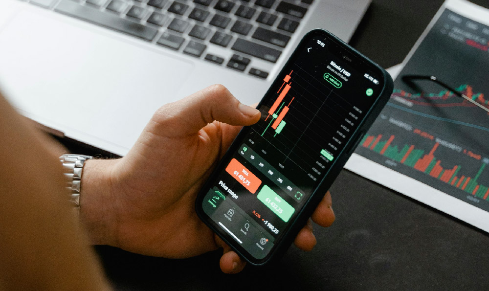 How to Invest Your Money: What Are the Best Ways to Grow Your Wealth?