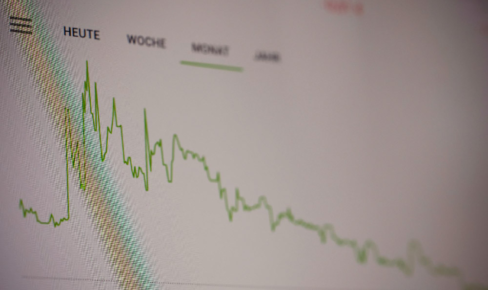 Is Grayscale Bitcoin Trust a Wise Investment? Or a Risky Gamble?