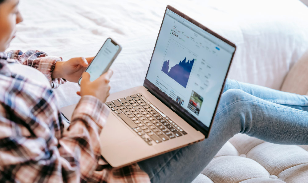 Is SCHB a Smart Choice? Should You Invest?