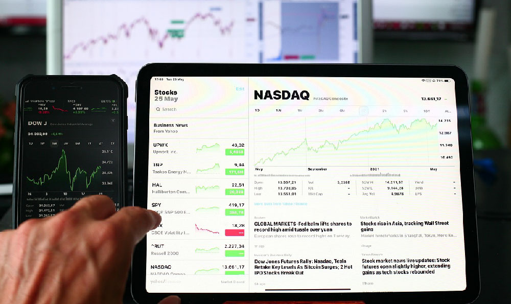 Reddit IPO: Should You Invest, or Should You Steer Clear?