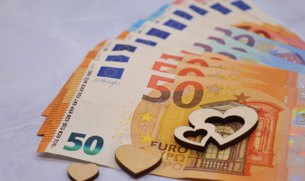 Warren Buffett's Investment Secrets to Build Wealth