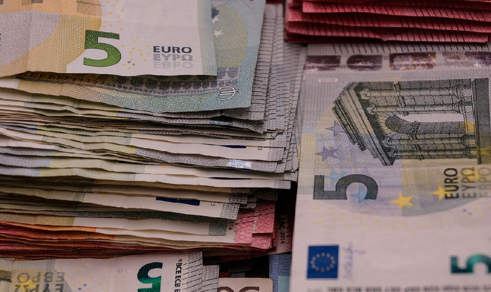 How Much Do FBI Agents Earn? What is FBI Agent Salary?
