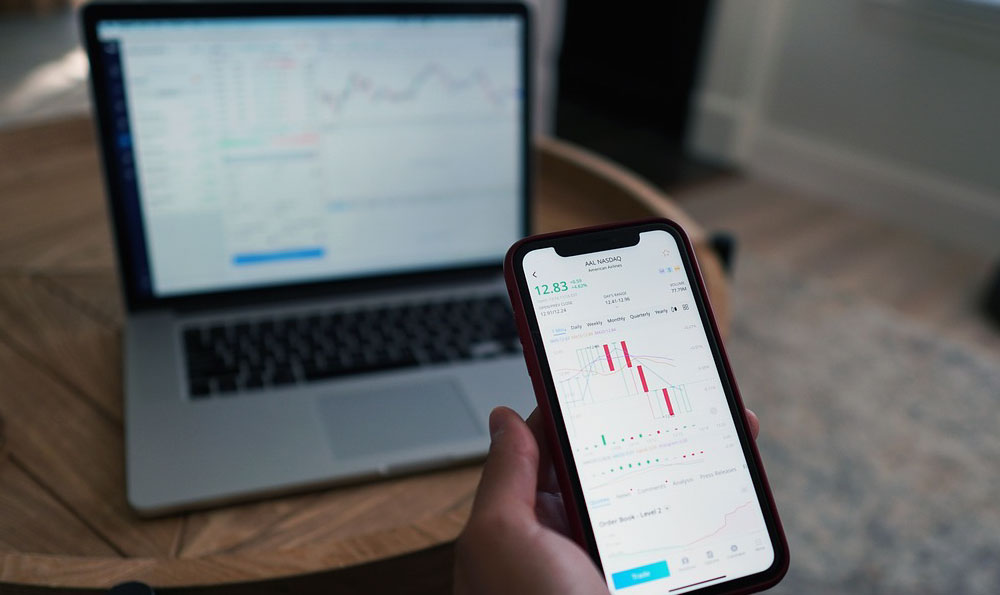 How to make quick money? Is it possible?