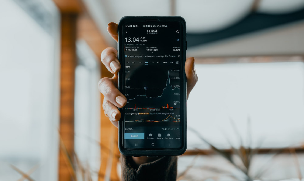 Should You Diversify with Multiple Index Funds? Is It a Smart Investment Strategy?