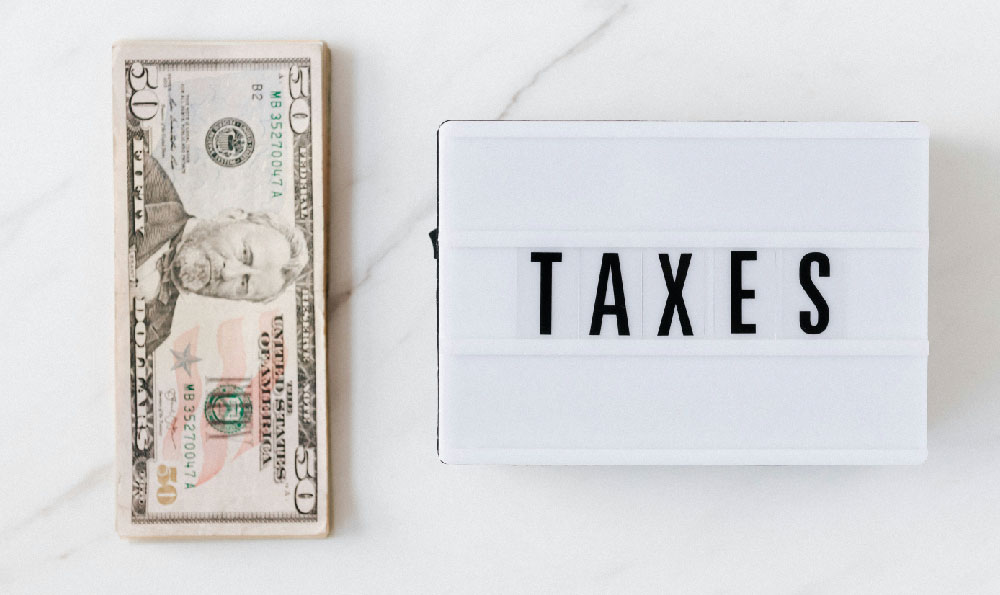 How Presidents Earn: Post-Office Riches, or a Different Path?