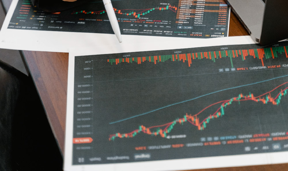 Can You Make Money as a Notary? Income Guide for Earnings Potential